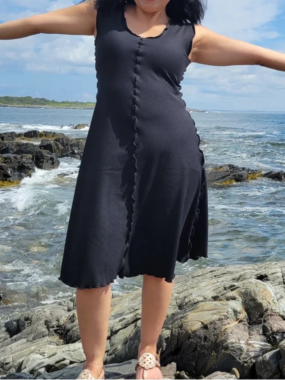 angelrox®
FLARE bias vneck dress small medium bamboo